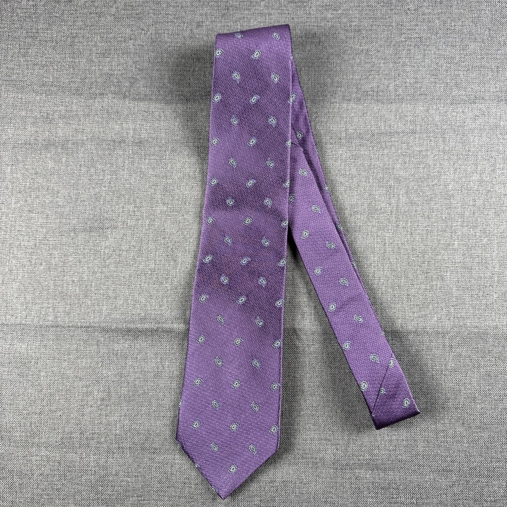 Brooks Brothers Tie Purple Paisley Pattern 100% Silk Made‎ In USA